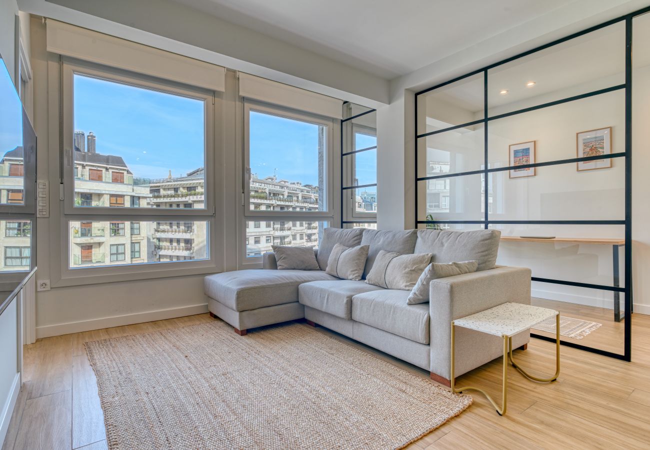 Apartment in San Sebastián - TRIUNFO II SUITE by Sweet Home San Sebastian